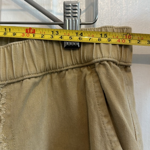 Pants - Picture 8 of 10